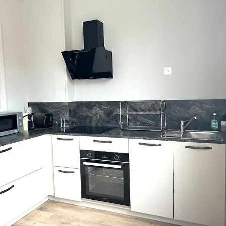 Superbe T2 Neuf ! Laurence Apartment *