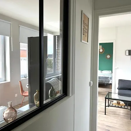 Superbe T2 Neuf ! Laurence Apartment *
